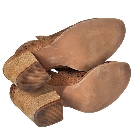Jeffrey Campbell Rosalee Suede Perforated Ankle Booties Laser Cut Brown Size 8.5 - Picture 11 of 12